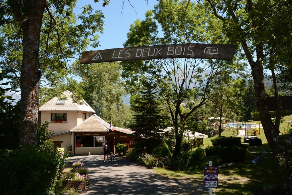 Camping-Hotel De Plein Air Les 2 Bois Baratier Ngoại thất bức ảnh